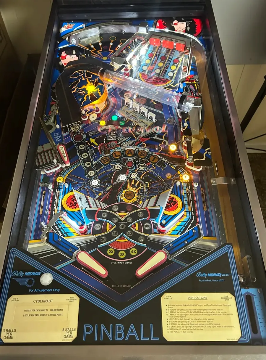 Cybernaut, Spielfeld