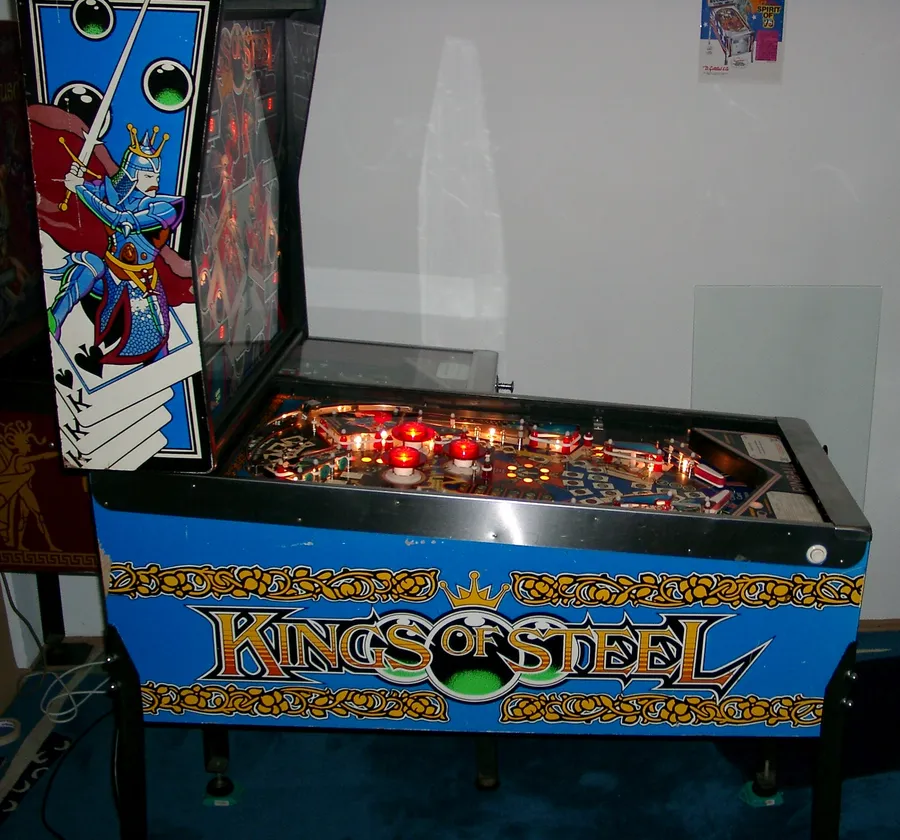 Kings of Steel, Maschine