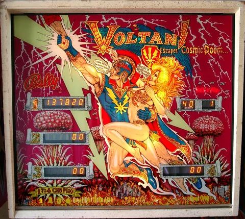 Voltan Escapes Cosmic Doom, Backglas